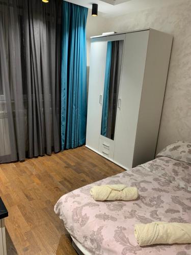 Ένα ή περισσότερα κρεβάτια σε δωμάτιο στο Mala Vila