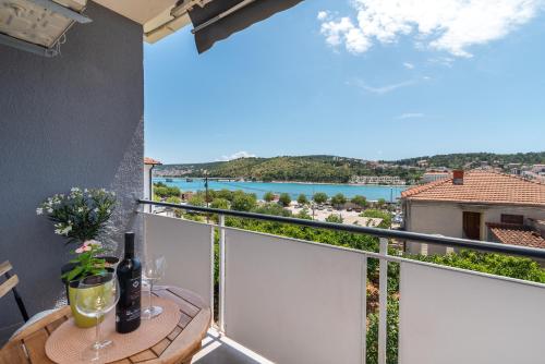 Apartment Lota-Trogir
