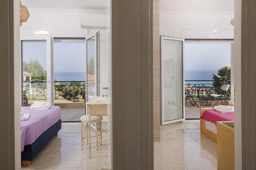Seaview Villa in Pefkochori
