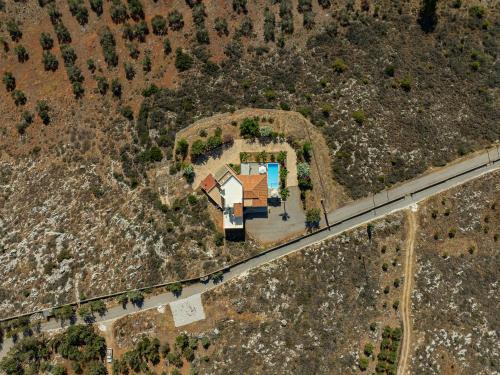 Karmilos Hill Villa