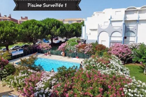 Appartement au calme T2 refait à neuf, 2 vélos, avec 2 piscines, 400 m de la mer