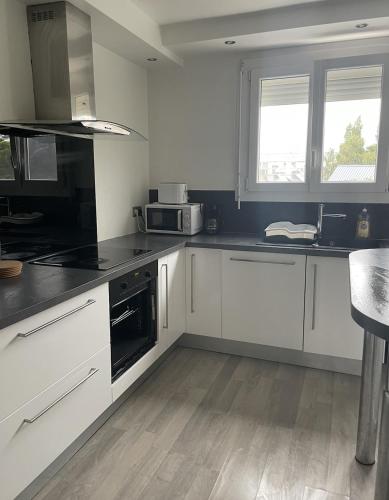 Photo de la galerie de l'établissement Vigny- Appartement lumineux - 3 chambres, à Saint-Brieuc