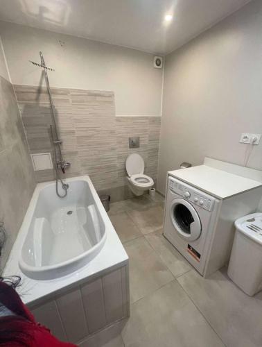 Bilik mandi di Maison deux chambres