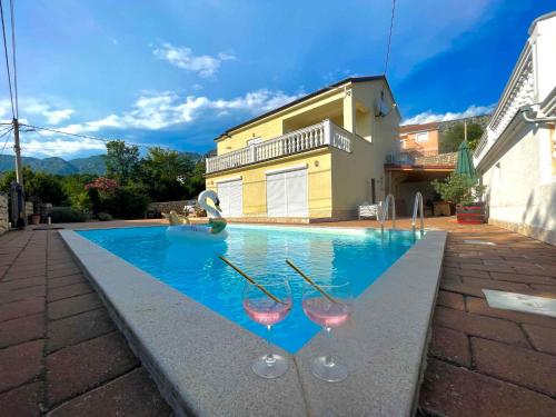 Holiday home in Grizane 43203