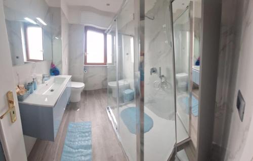 Ένα μπάνιο στο Grazia's Home