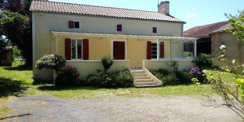 Photo de la galerie de l'établissement Les lucioles, charme, calme, nature et fraîcheur, à Soulaures