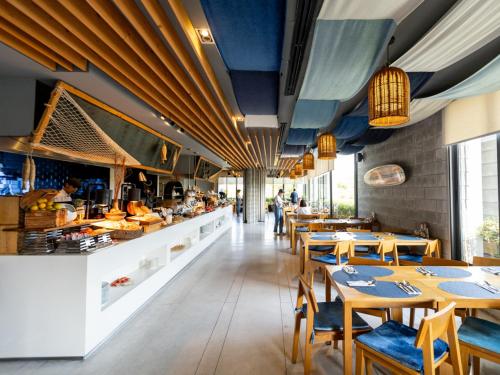 Restoran atau tempat lain untuk makan di Oceanphere Pattaya Villa by Elite Suites