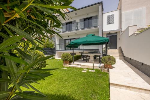 LUX GARDEN Luxury Apartment Split 2