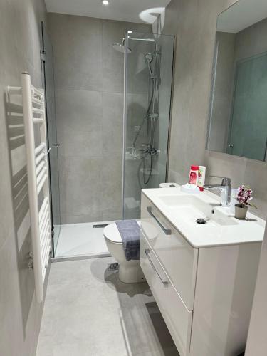 Cozy Suite Ampelokipi