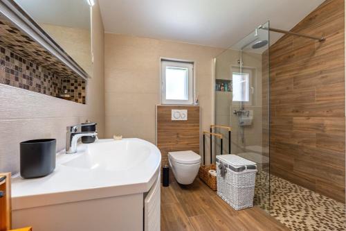 New Luxury Accommodation J&M