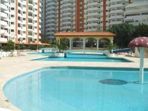 Charming Apartment in Portimão with Pool