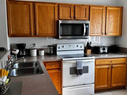 Your Home Away from Home! photo 37