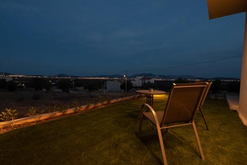 Foto dalla galleria di ALPHA APARTMENTS Free Shuttle from and to the Airport a Spata