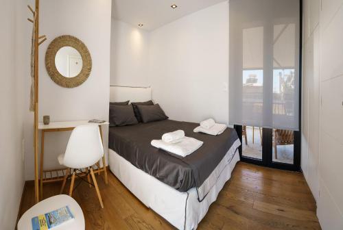 Koukouvagia penthouse in Athens