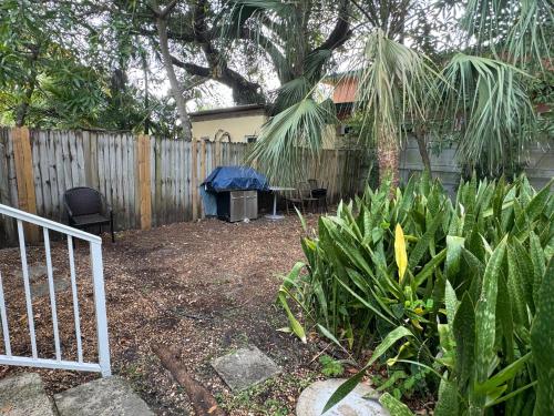 Key West Style Historic Home in Coconut Grove Florida, The Blue House photo 21