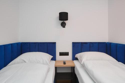Katil atau katil-katil dalam bilik di Aparthouse Cliff by Orka 150 m beach and sea