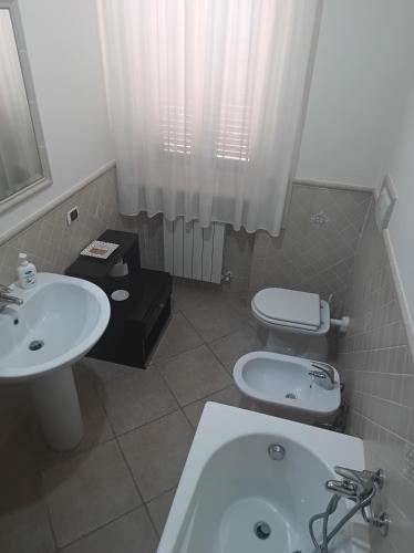Bilik mandi di Casa monte cimino