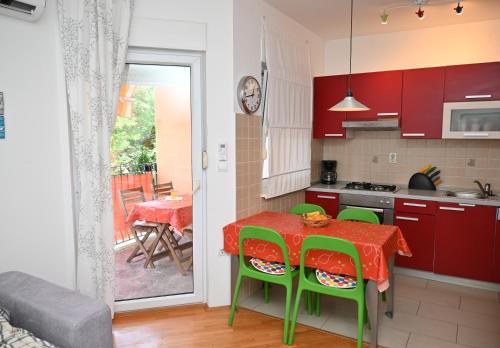 Pula holiday in the green FREE parking