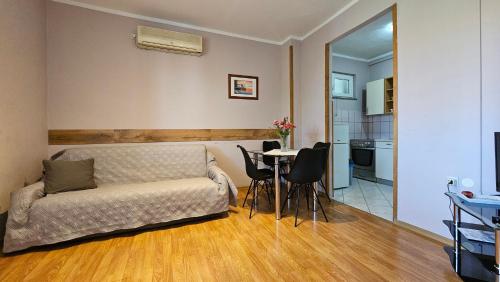 Apartment ANA B