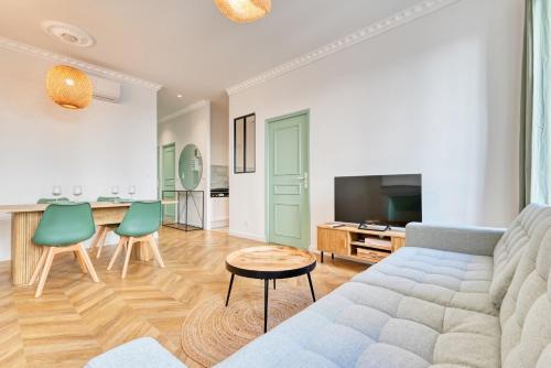 Photo de la galerie de l'établissement PLUMIER 3 - Bel appartement à la Joliette, à Marseille