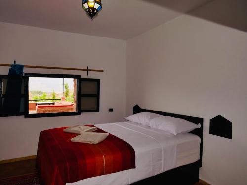Imagen de la galería de Jolie petite maison vue sur lac, en Bine el Ouidane