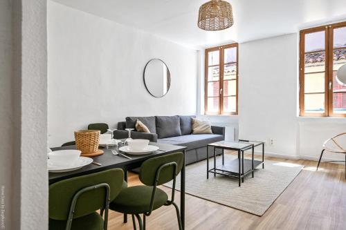 Lumineux T3 refait à neuf dans le Vieux Toulon Centre