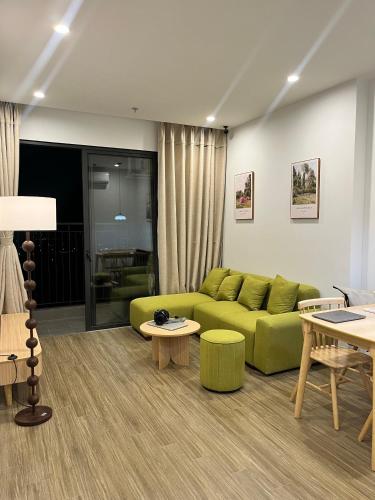 Posezení v ubytování 2Br Vinhomes Apt Balcony City view Cozy