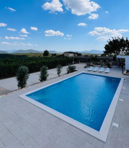 Πισίνα στο ή κοντά στο House of wine Sušac