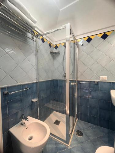 Koupelna v ubytování La Corte di Atrani