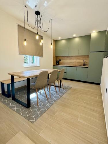 LUX Apartments