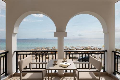 Assano Seafront Luxury