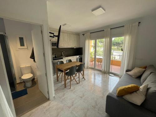 Φωτογραφία από το άλμπουμ του Apartamento tranquilo a pocos minutos del mar σε Caserío Bufagañas