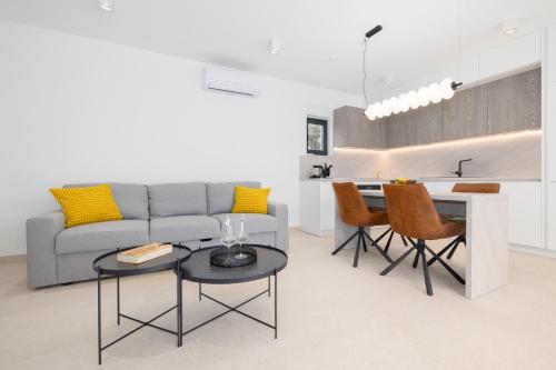 Silva Maris Apartments