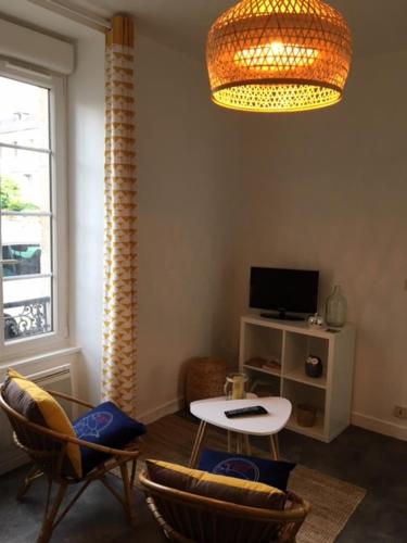 Photo de la galerie de l'établissement KERPONDY Appartement 1 chambre 2 personnes, à Pontivy