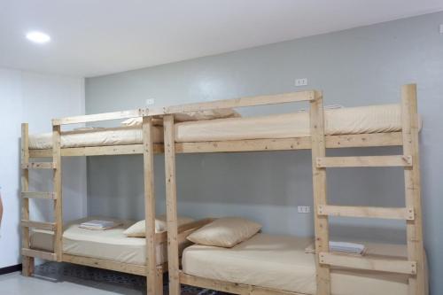 Postel nebo postele na pokoji v ubytování Borj Hotel
