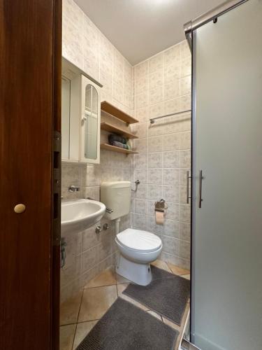 Phòng tắm tại Vacation Home Lucija