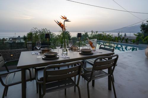 Morea Club West House Private Heated Pool