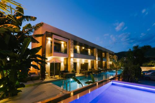 LAN-GO SIVOTA Luxury Living