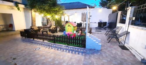 Ruang duduk di Vila Beatrix