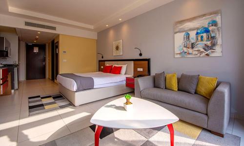 The Ray Hotel and Studiosにあるベッド