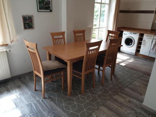 Dapur atau dapur kecil di Altes Forsthaus Laubusch