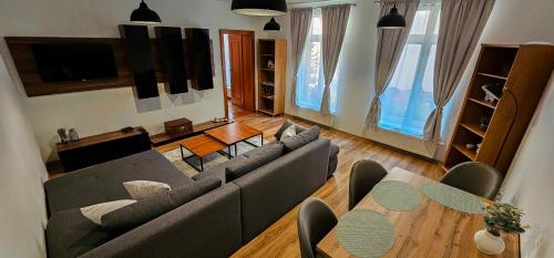 Posedenie v ubytovaní Garni Hotel Tatramonti
