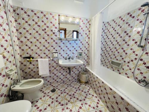 Koupelna v ubytování Villa Thomas BB conduzione familiare