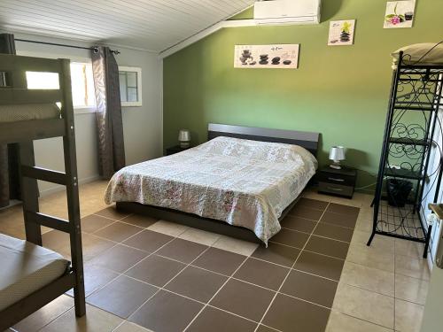 Ένα ή περισσότερα κρεβάτια σε δωμάτιο στο Quinta de Areias