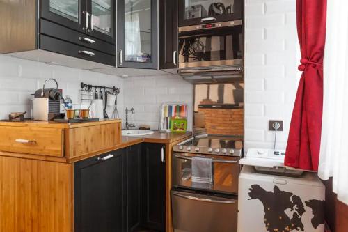 Кухня или мини-кухня в Lavie Maison Le Marais Centre
