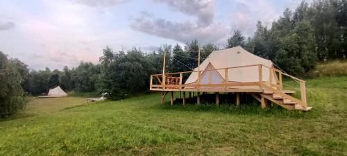 Gallery image of Miła Łąka Glamping in Miłki