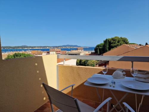 Studio cœur de ville, proche des plages, vue mer