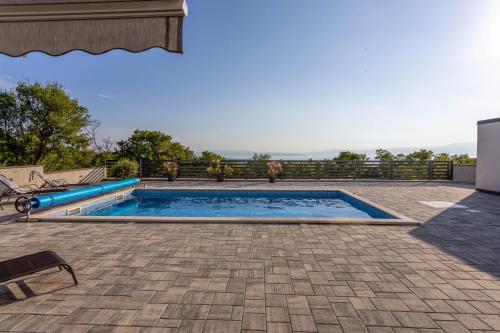 Πισίνα στο ή κοντά στο Luxury villa BOREAS with private pool and sea view