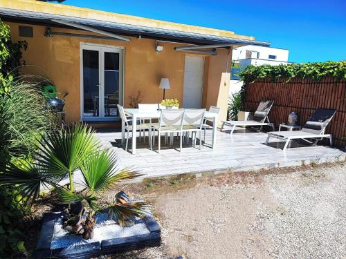 Maison confortable à La Ciotat avec terrasse privée