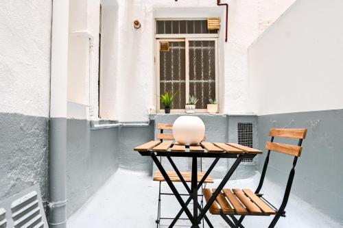 For You Rentals Coqueto apartamento TEMPORAL de un dormitorio en Madrid ARV400